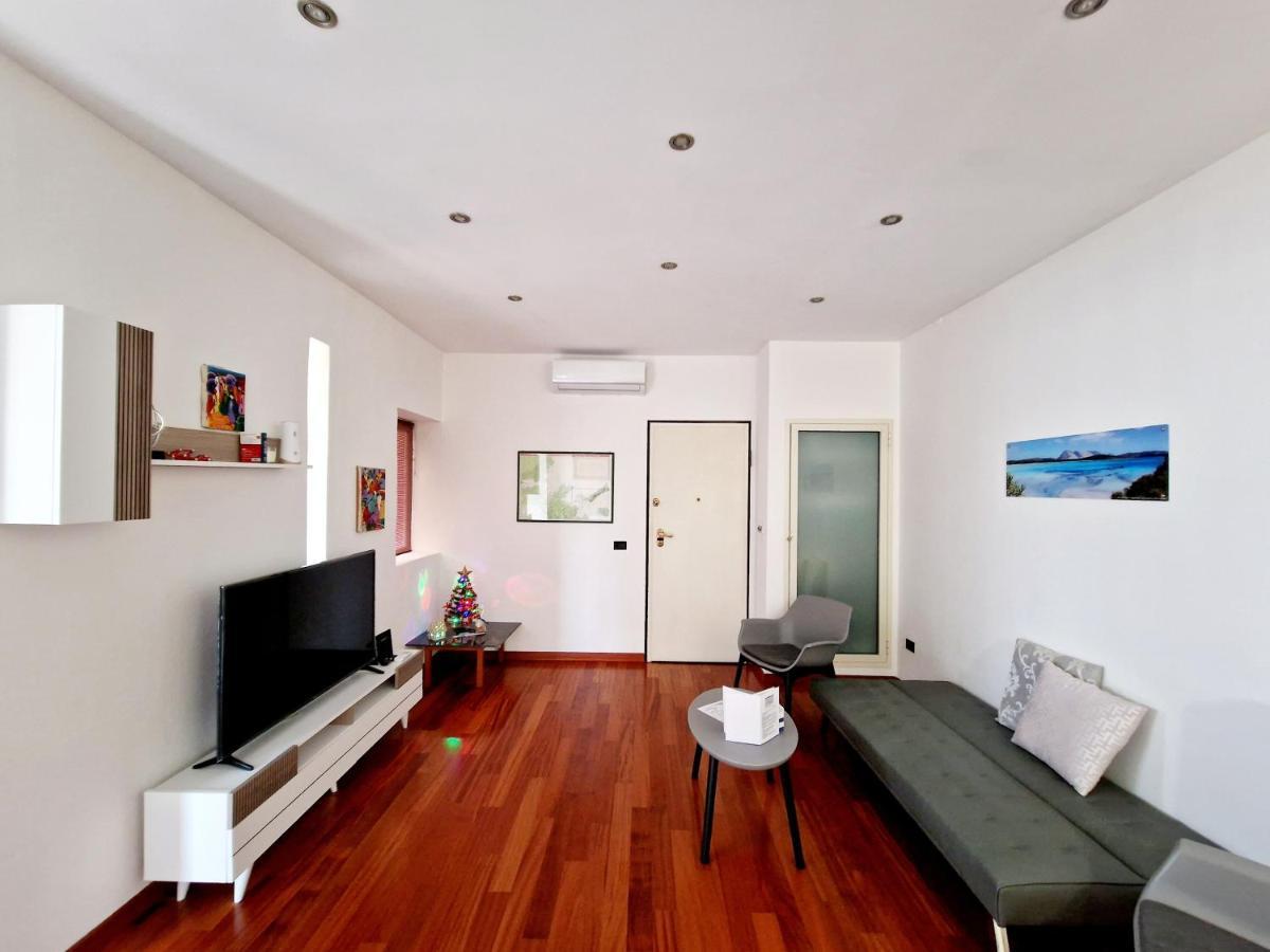 La Casa In Centro Lägenhet Olbia Exteriör bild